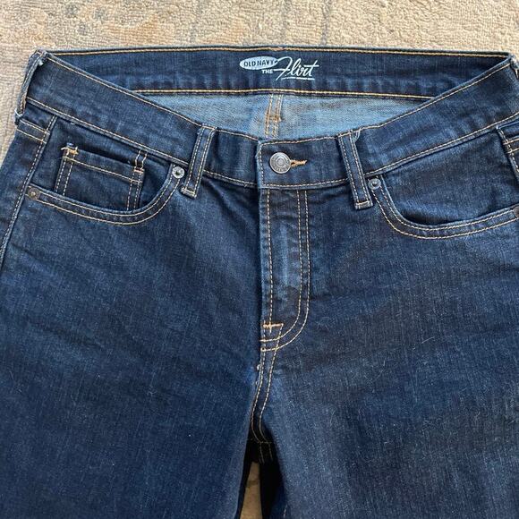 Old Navy The Flirt Bootcut Jeans 8 Casual 5 Pocket Style Low Rise Dark Denim Y2K - Picture 3 of 6